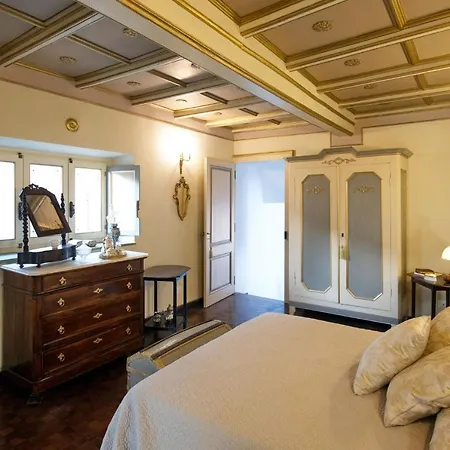 Albaluce Πανσιόν