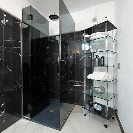 Πανσιόν Albaluce 3*