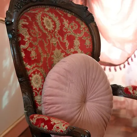 Albaluce Pensión 3*