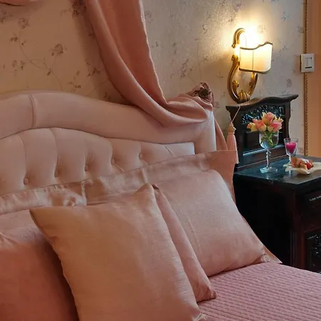 Πανσιόν Albaluce Caluso